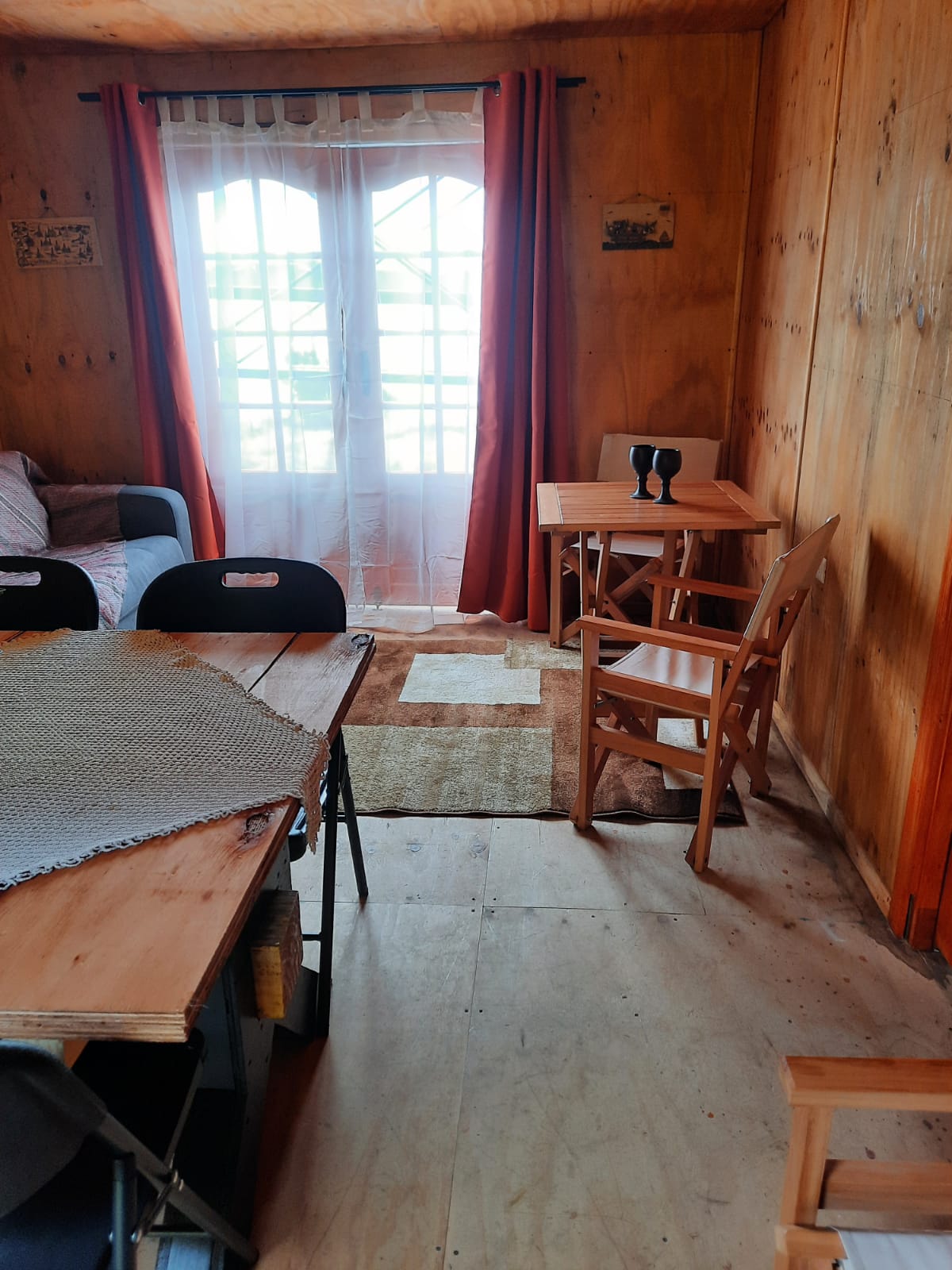Segundo interior de la cabaña